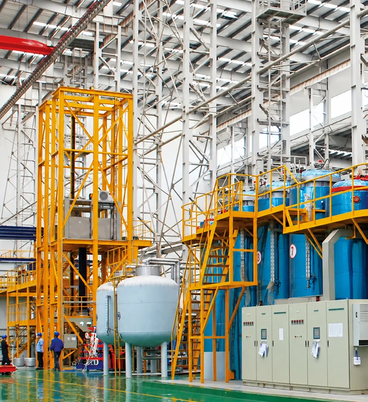 Production equipment in the OIP bushing workshop