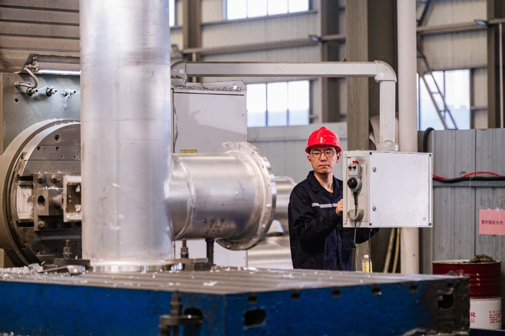 Precision CNC Machining of GIS Flange Sealing Faces